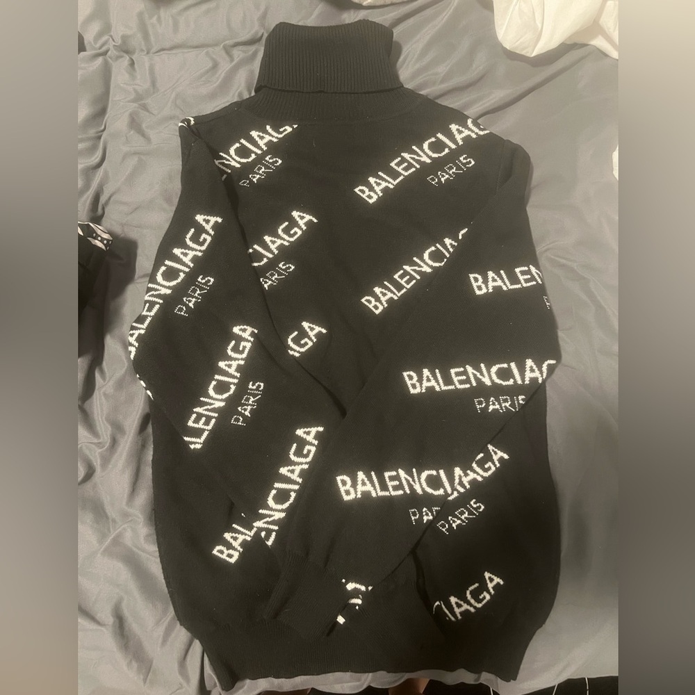 Balenciaga sweater